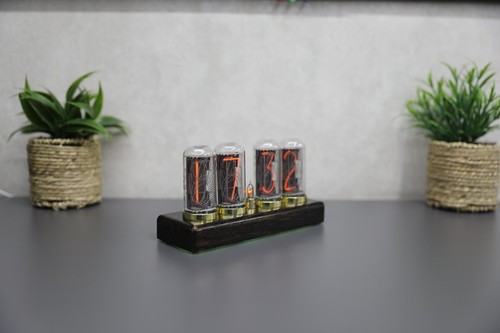 Nixie tube orologio pulsar - nixie,